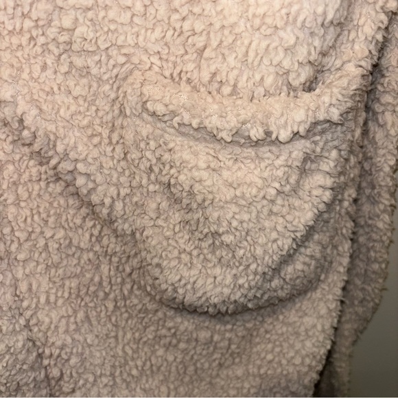 Pottery Barn Teddy Bear Robe Tan Size L Cozy Fleece Robe - Picture 11 of 13